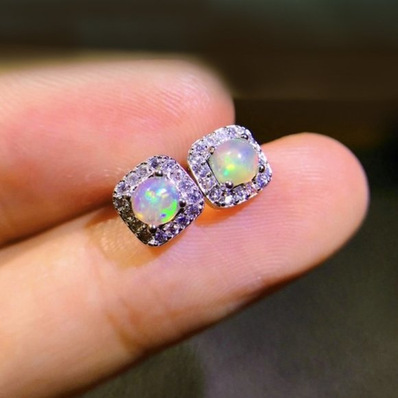 Authentic Rainbow Fire opal Earrings Glittering Natural Crystal Earring studs - Picture 5 of 5